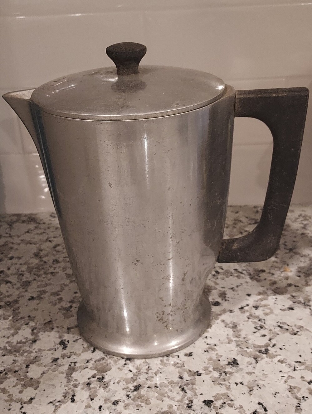Vintage 1930s Cast-Rite Aluminum Coffee Pot Covered Pitcher Art Deco USA Read